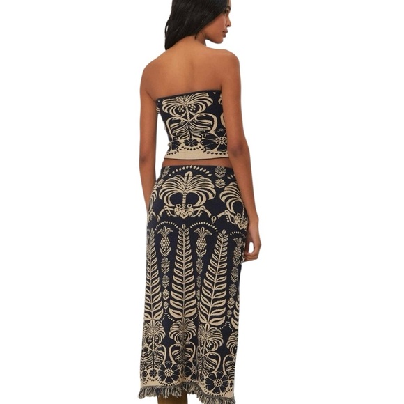 NWT Farm Rio Set Navy and Cream Anika Skirt and Top Size XS - Picture 2 of 4